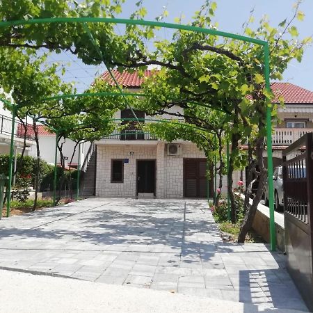 Apartments Samodol Vodice Exterior photo